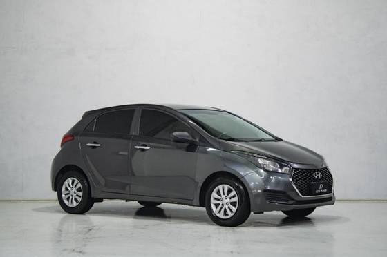HYUNDAI HB20 1.0 UNIQUE 12V FLEX 4P MANUAL HYUNDAI HB20 1.0 UNIQUE 12V FLEX 4P MANUAL